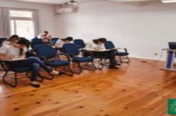 Foto - ESCOLA DO CHIMARRÃO PROPORCIONA CONHECIMENTO AS CANDIDATAS A CORTE DE SOBERANAS