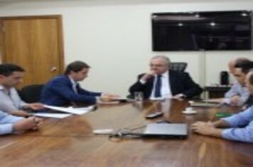 Prefeito acompanhou vereadores e deputado