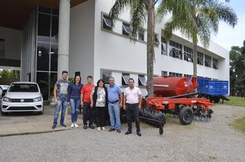 MUNICÍPIO RECEBE MAQUINÁRIOS AGRÍCOLAS