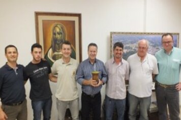 Deputado Postal visita Administração Municipal de Arvorezinha