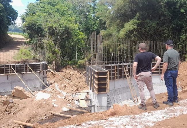 Construção da Ponte Linha Quinta Carazinho