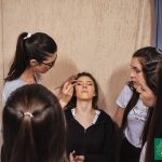 CANDIDATAS A CORTE DE SOBERANAS PARTICIPAM DE CURSO DE MAQUIAGEM