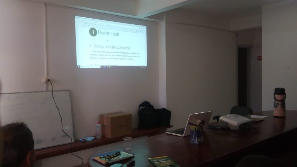INICIOU HOJE O CURSO DE PRODUÇÃO DE HORTALIÇAS