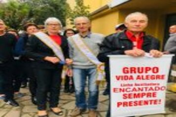 Foto - ENCONTRO DA MELHOR IDADE DO GRUPO ALEGRIA DE VIVER REÚNE IDOSOS DE DIFERENTES CIDADES DA REGIÃO