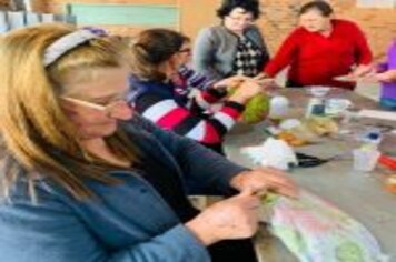 Foto - GRUPO DE MULHERES SEGUE ACONTECENDO