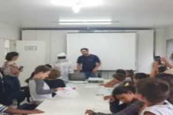 Foto - PROJETO FÉRIAS EM AÇÃO RECEBE SERVIDORES DA EMATER PARA MAIS UMA TARDE PRODUTIVA