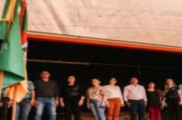 Foto - DESFILE CIVICO CULTURAL FICOU NA HISTÓRIA DOS 60 ANOS DO MUNICÍPIO