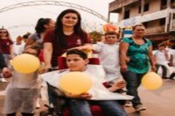 Foto - DESFILE CIVICO CULTURAL FICOU NA HISTÓRIA DOS 60 ANOS DO MUNICÍPIO