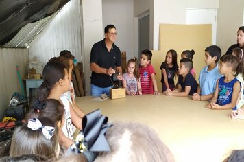 OFICINA DE MARCENARIA FOI TEMA DE TARDE DO PROJETO FÉRIAS EM AÇÃO