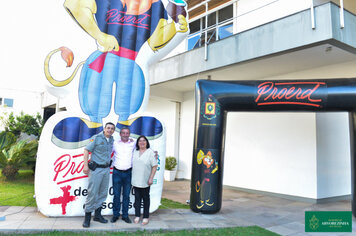 PREFEITO PARTICIPA DA FORMATURA DO PROERD