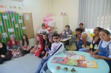 Dia do Índio e Dia do Livro foram comemorados com programação diferenciada