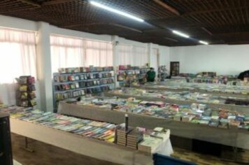 ABERTURA DA 7ª FEIRA DO LIVRO DE ARVOREZINHA CONTOU COM GRANDE PÚBLICO PRESENTE
