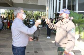 ARVOREZINHA RECEBEU O FOGO SIMBÓLICO DA PÁTRIA