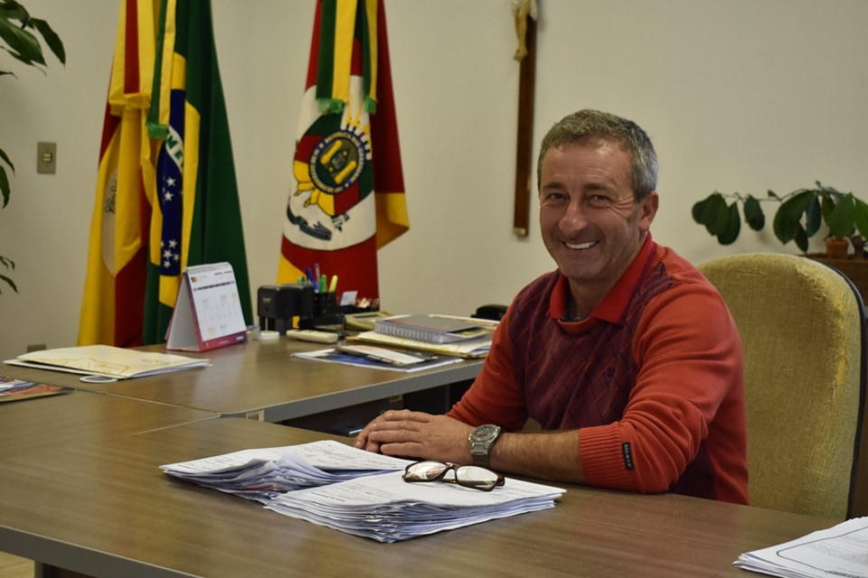 ADMINISTRAÇÃO ROGERIO E BETI FAZEM O PAGAMENTO DE APROXIMADAMENTE R$600 MIL EM PRECATÓRIOS