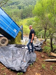 SECRETARIA DE AGRICULTURA APOIANDO A PRODUÇÃO DE SILAGEM