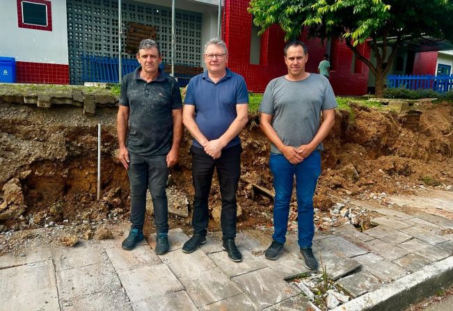 Muro da escola EMEI Beatriz Fornari Ferri Berti será restaurado