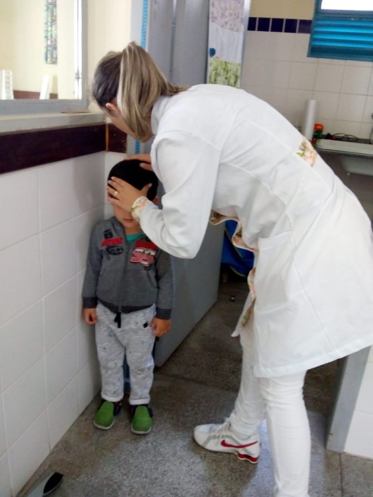 MAIS UM DIA DE SAÚDE BUCAL NAS ESCOLAS